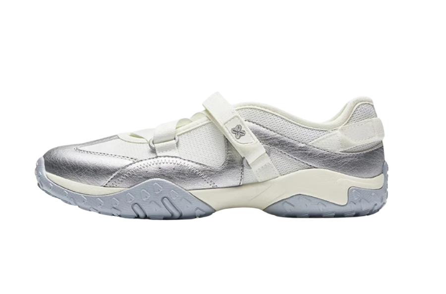 安踏芭蕾风运动玛丽珍凉鞋系列参考图